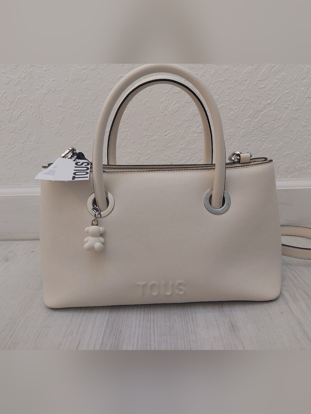 TOUS Bag White Top-Handle Bag with Crossbody Strap – Brand New With Bear Charm